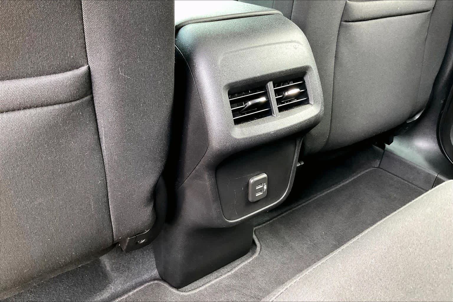 Used 2019 Chevrolet Equinox LT FWD image 33