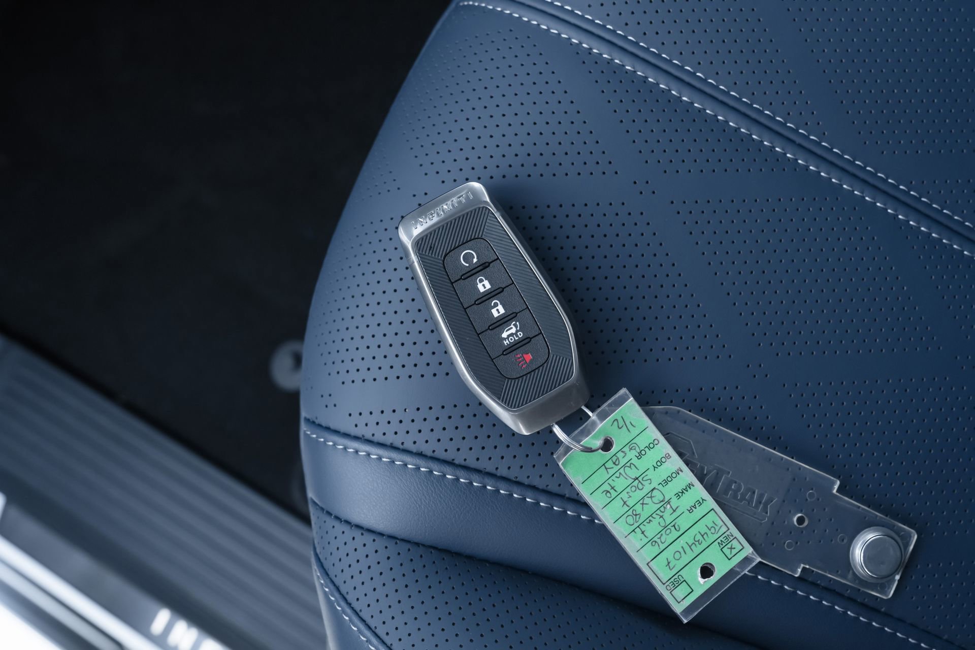 New 2026 INFINITI QX80 4WD w/ Sport Exterior Package image 37