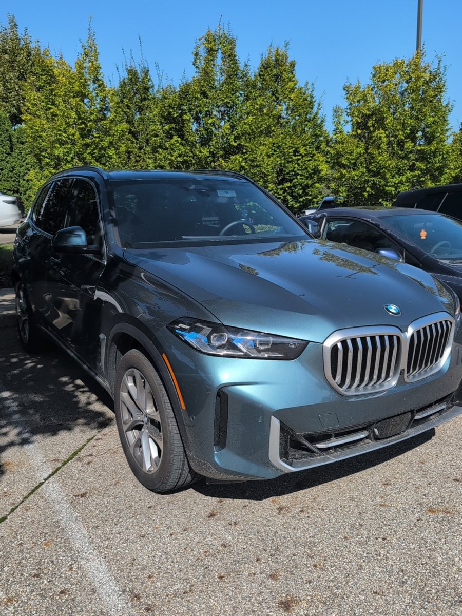 Used 2026 BMW X5 xDrive40i w/ Premium Package AWD/4WD image 39