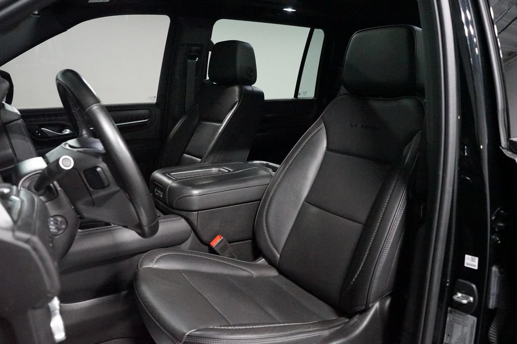 Used 2023 GMC Yukon XL Denali w/ Max Trailering Package AWD/4WD image 26