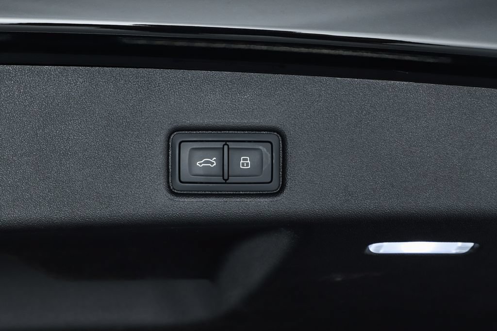 Used 2025 Audi SQ5 Premium Plus AWD/4WD image 74