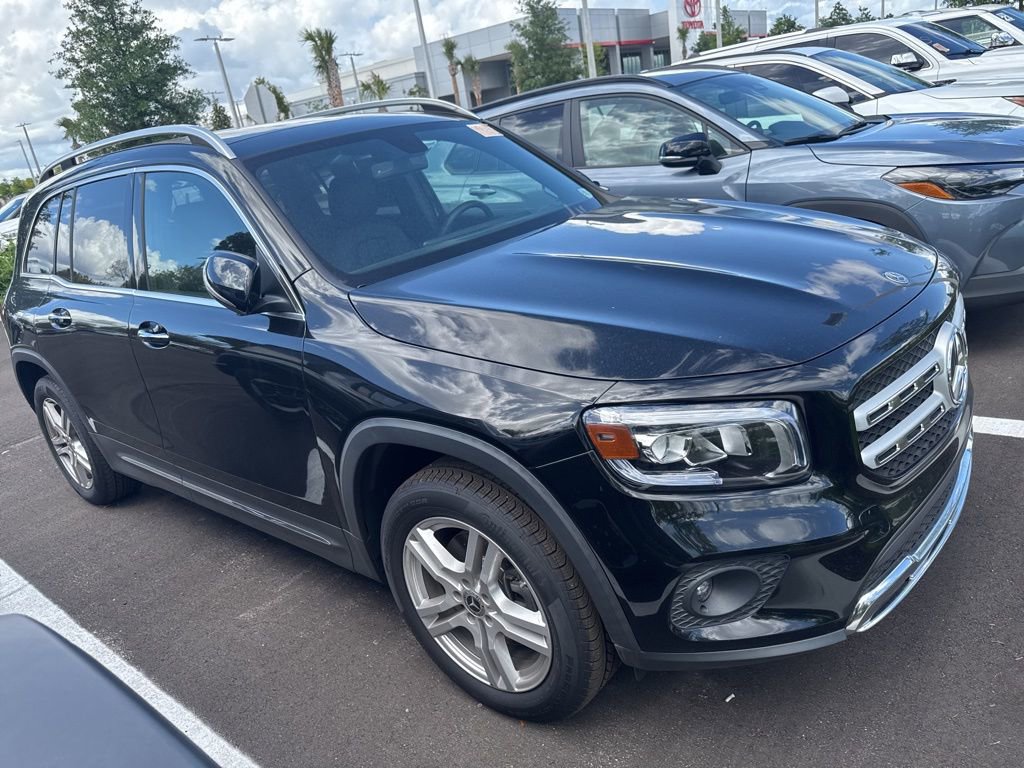 Used 2022 Mercedes-Benz GLB 250 image 3
