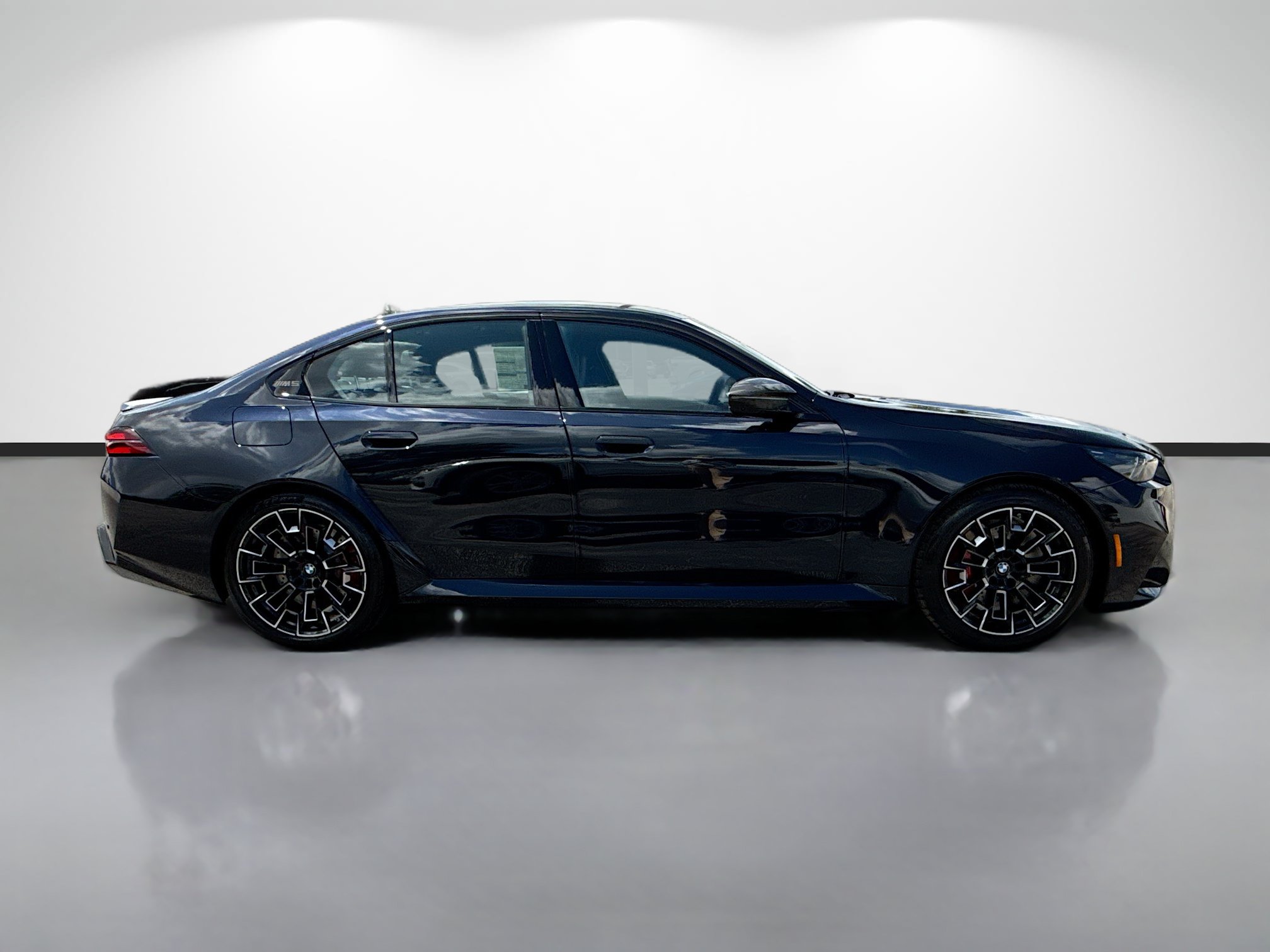 New 2027 BMW M5 w/ Carbon Package AWD/4WD image 2