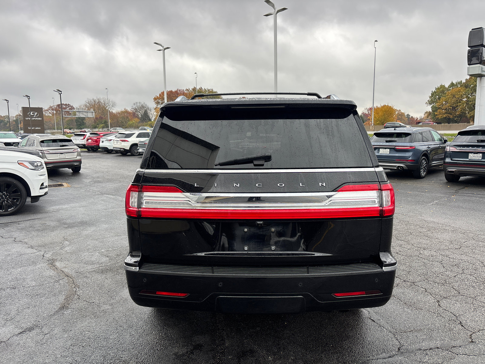 Used 2020 Lincoln Navigator Reserve w/ Equipment Group 208A Reserve image 6