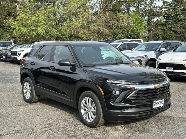 New 2026 Chevrolet TrailBlazer LS w/ LS Convenience Package FWD image 1