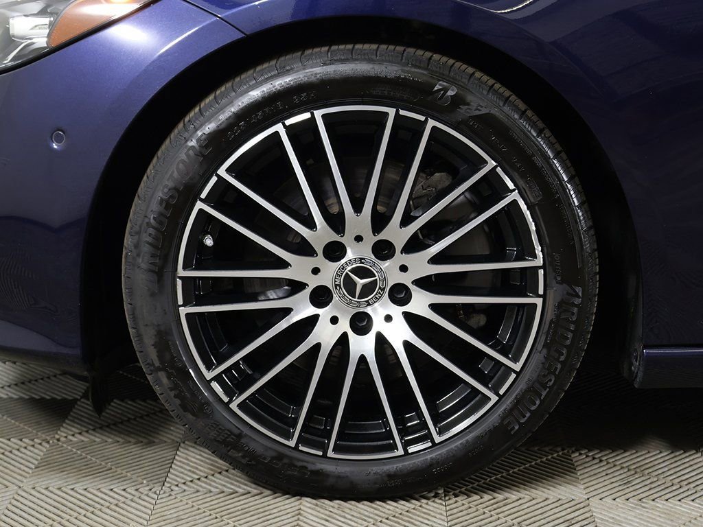 Used 2023 Mercedes-Benz C 300 4MATIC Sedan w/ Exclusive Trim Package image 24