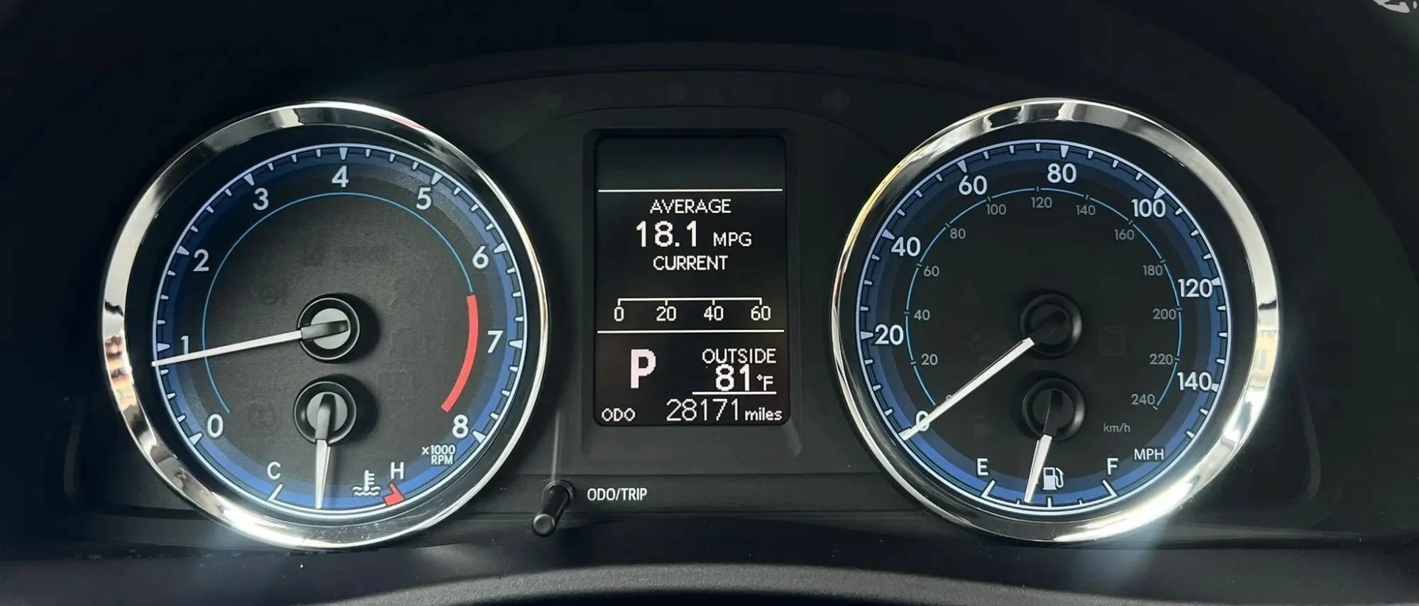 Used 2018 Toyota Corolla LE w/ Body Protection Package FWD image 16