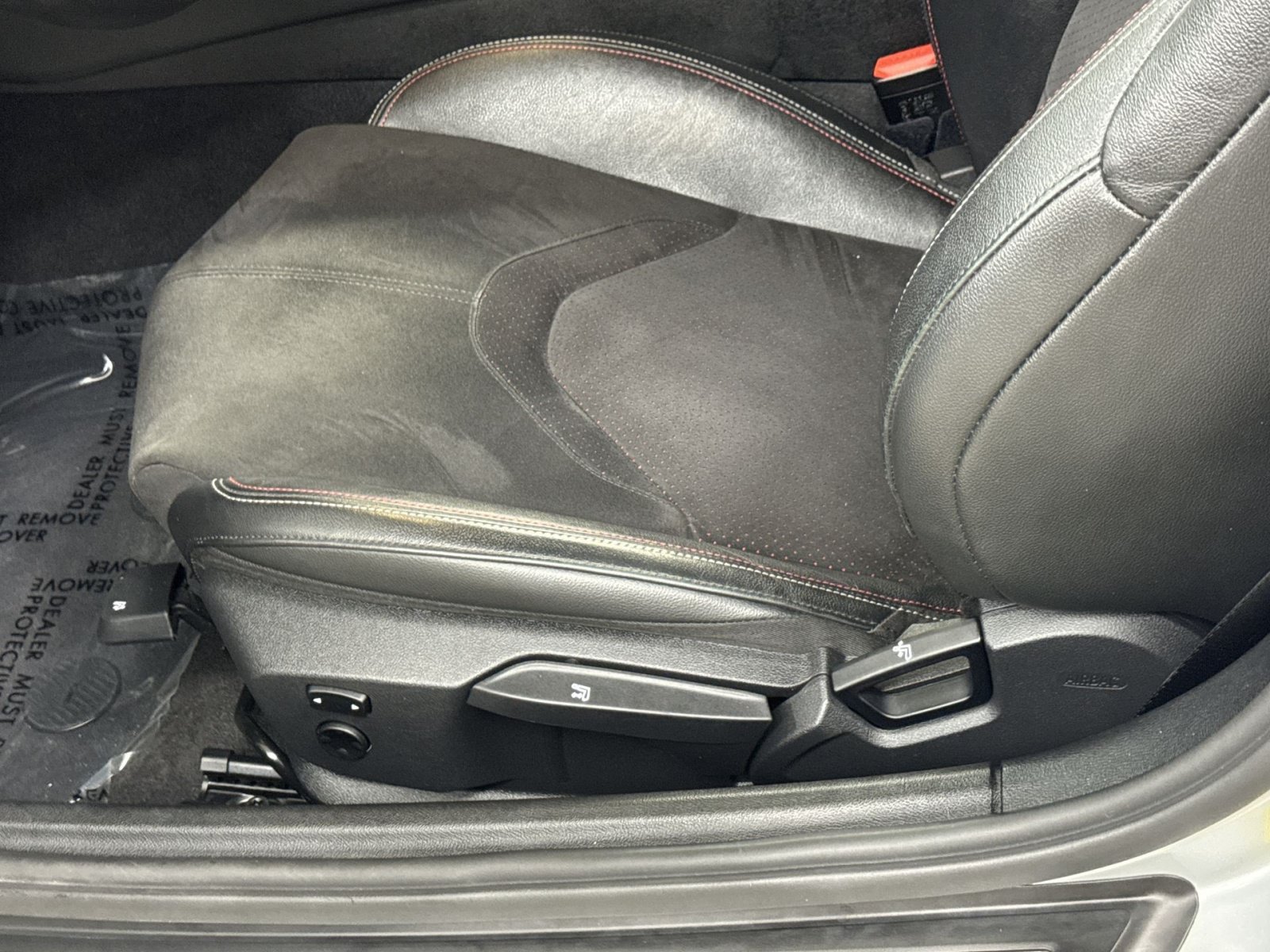 Used 2021 Toyota Supra w/ Safety & Technology Package RWD image 26