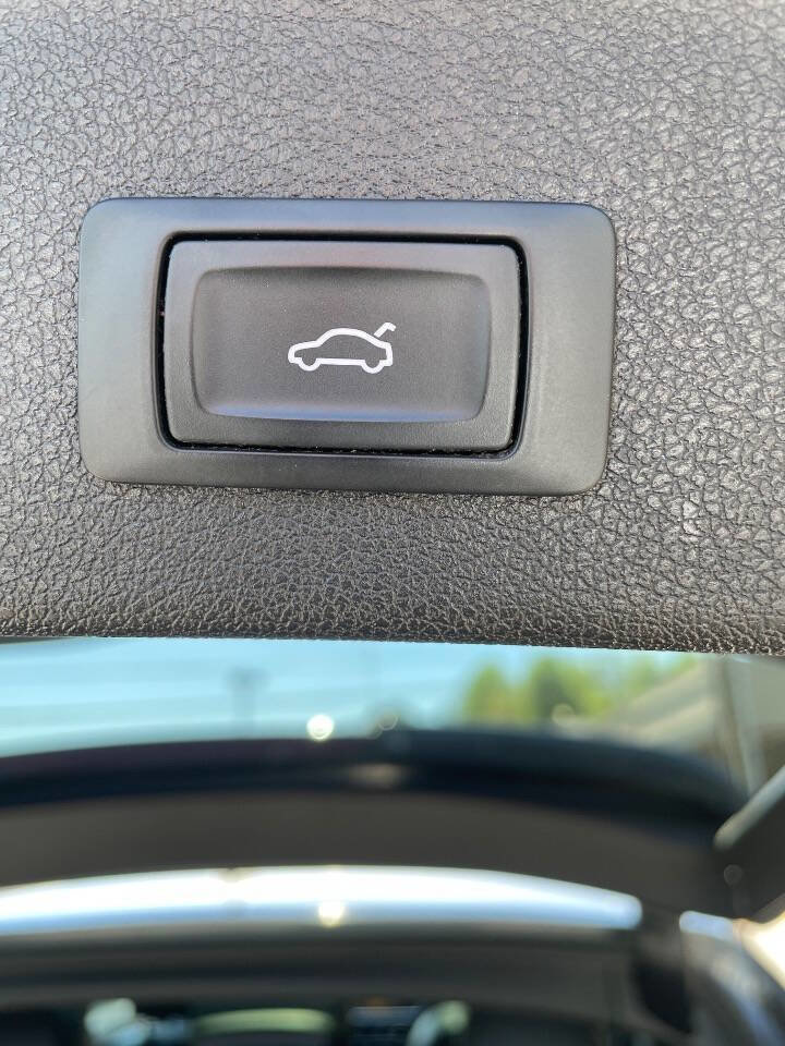 Used 2015 Audi SQ5 Premium Plus w/ Technology Package AWD/4WD image 17