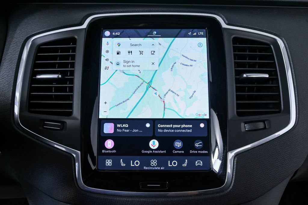 Certified 2025 Volvo XC90 B5 Core AWD/4WD image 16
