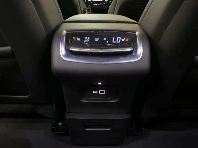 Used 2024 Cadillac XT6 Sport AWD/4WD image 36