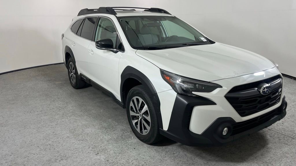 Certified 2024 Subaru Outback Premium AWD/4WD image 1