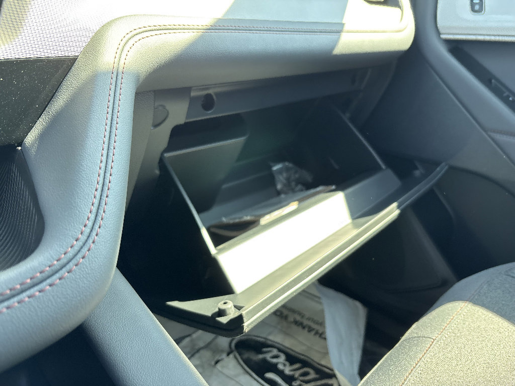 New 2026 Ford Explorer Active image 37