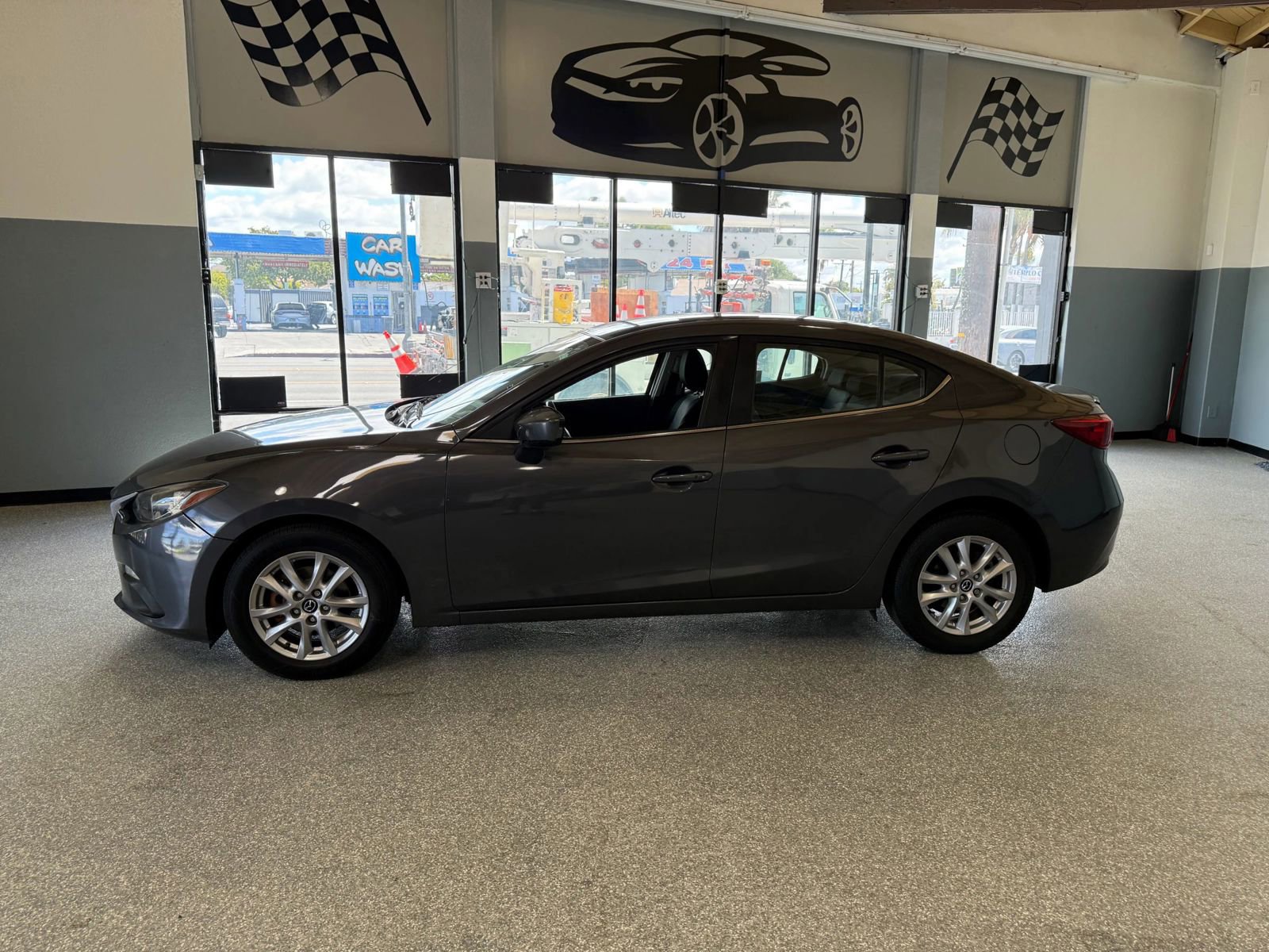 Used 2014 MAZDA MAZDA3 i Touring FWD image 4