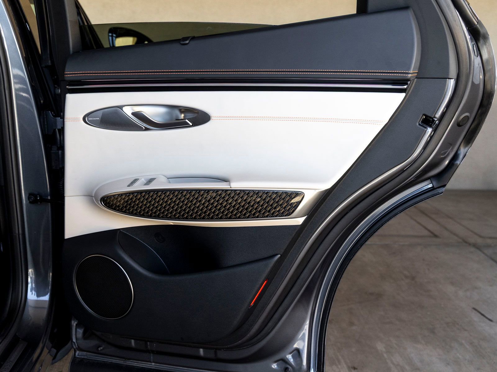 Used 2026 Genesis GV70 3.5T Sport Prestige image 23