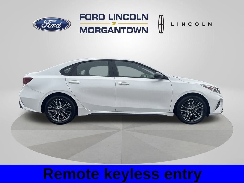 Used 2022 Kia Forte GT-Line w/ GT-Line Premium Package image 5