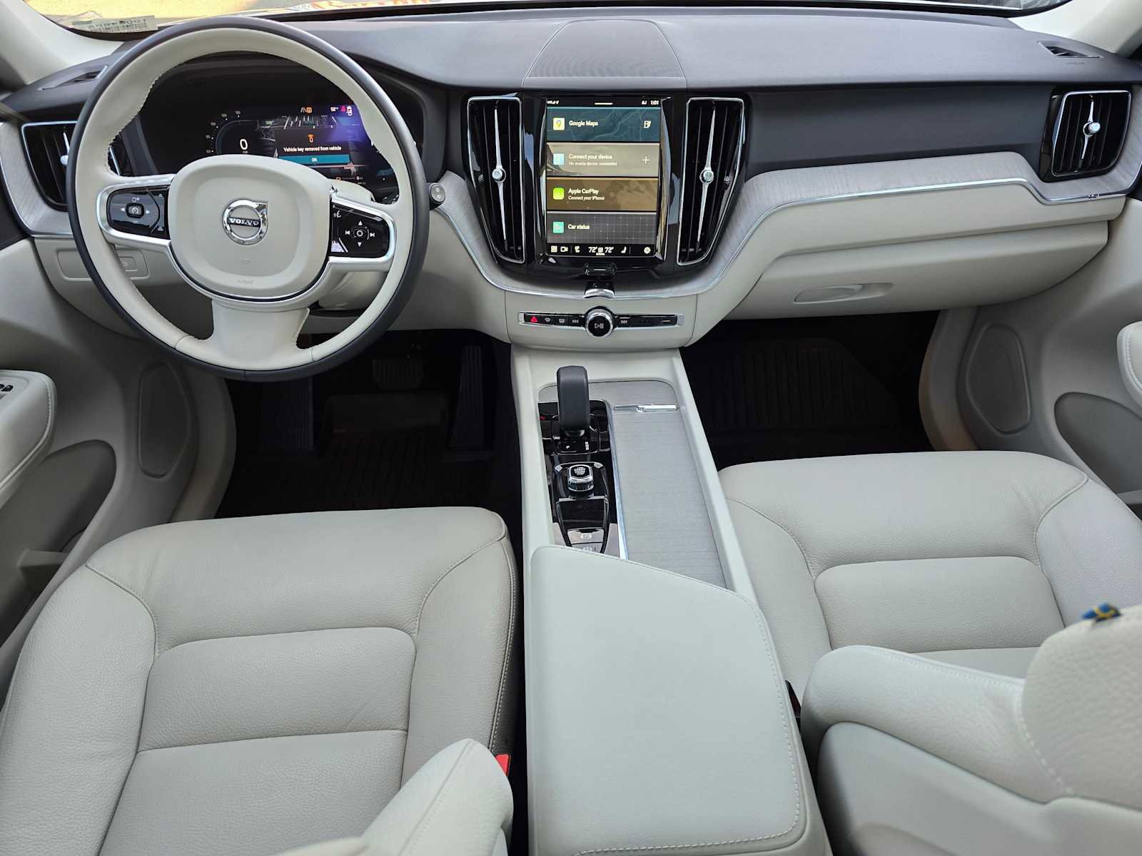 Certified 2024 Volvo XC60 T8 Plus w/ Protection Package Premier image 18