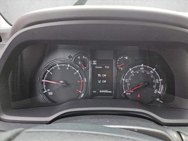 Used 2024 Toyota 4Runner SR5 AWD/4WD image 21