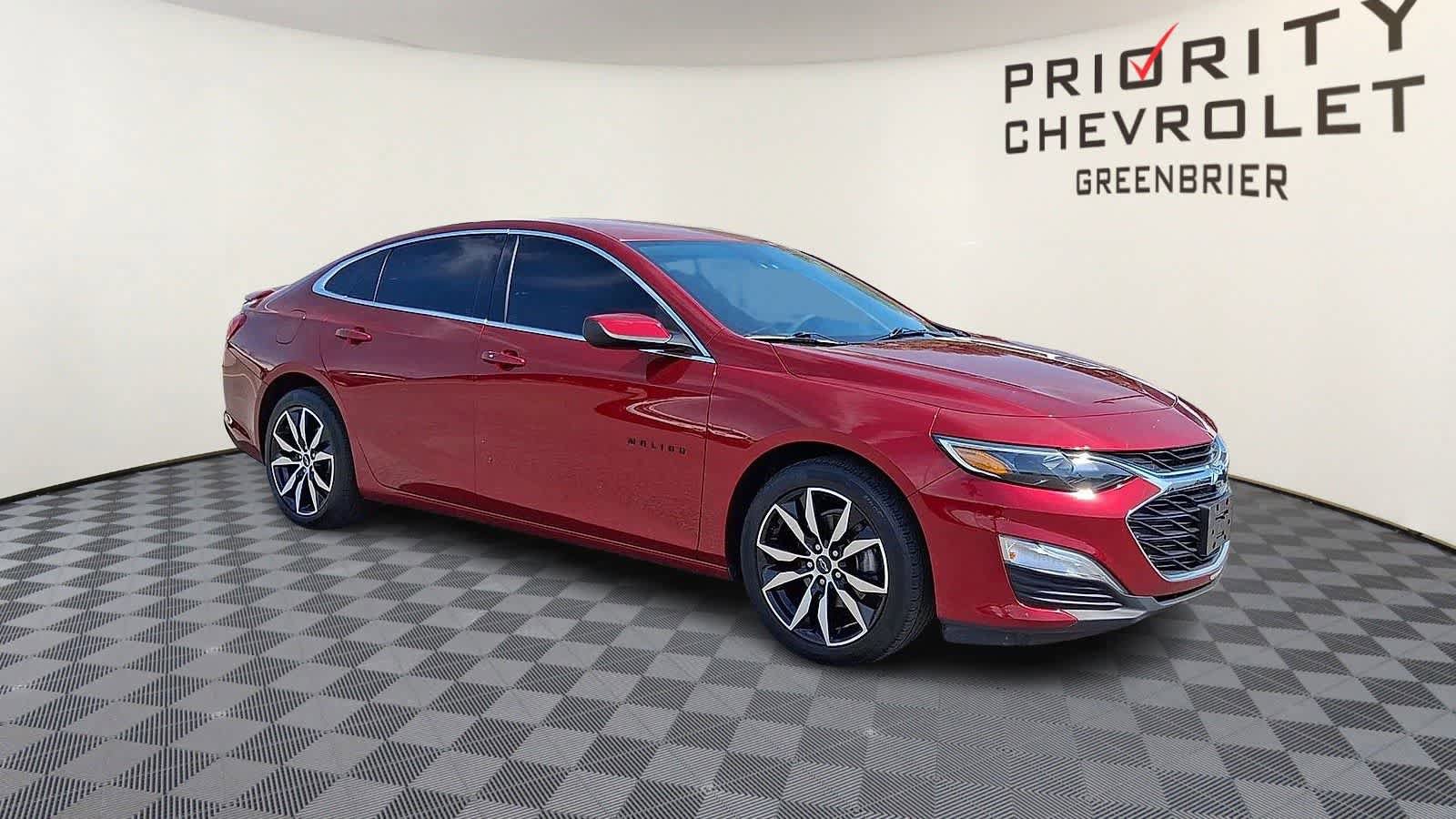 Used 2023 Chevrolet Malibu RS FWD image 2