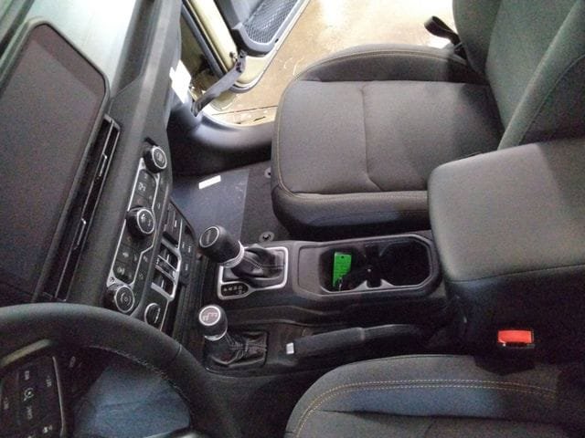 New 2026 Jeep Gladiator Sport AWD/4WD image 21