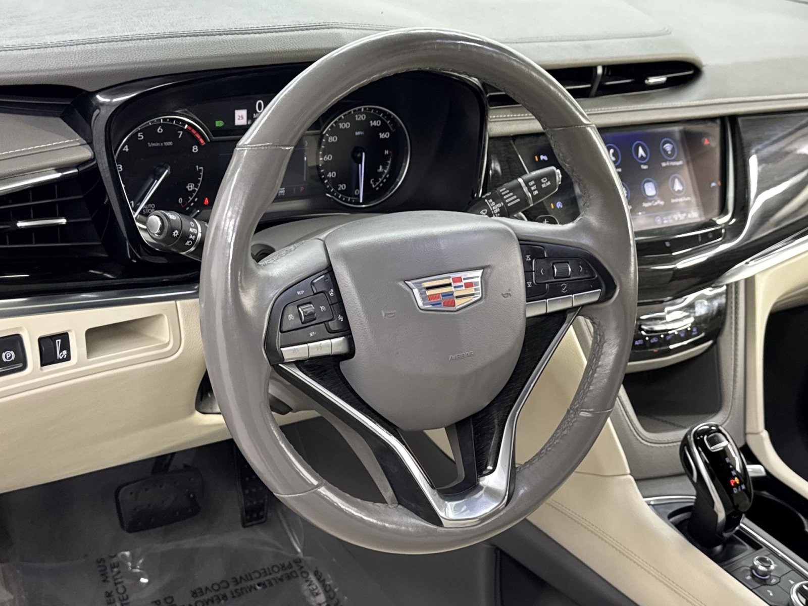 Used 2020 Cadillac XT6 Premium Luxury w/ LPO, Floor Liner Package image 20