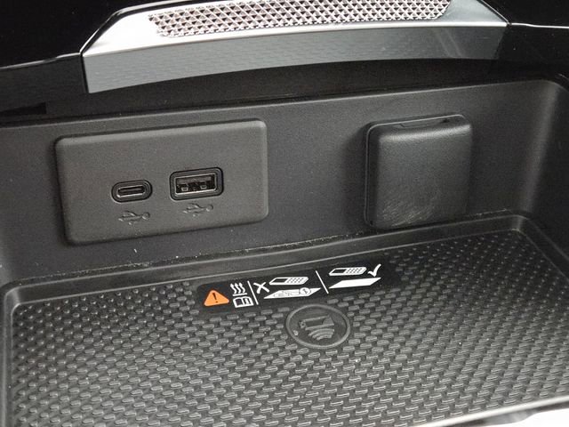 New 2026 Buick Envision Sport Touring image 9