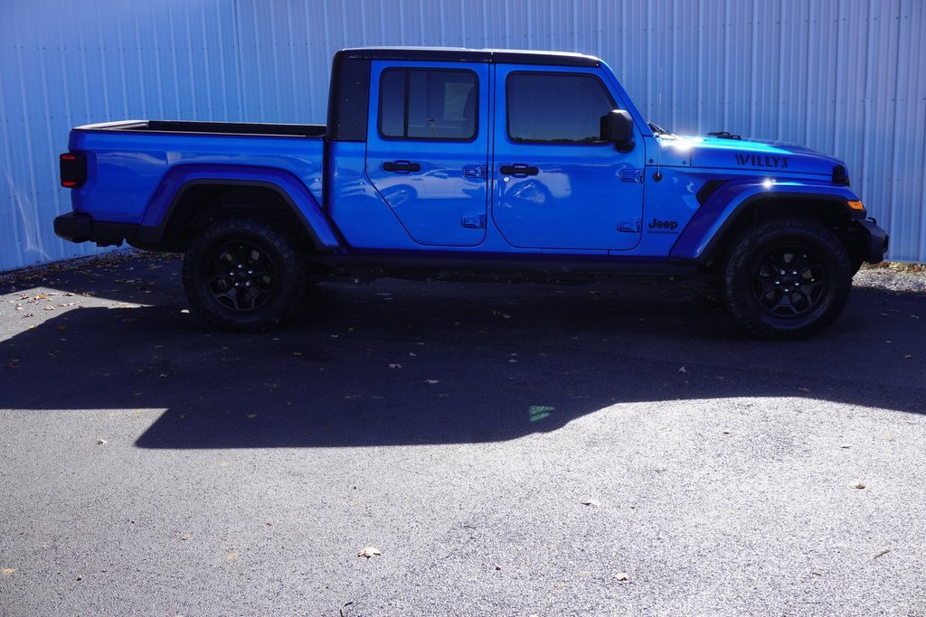 Used 2021 Jeep Gladiator Willys image 2