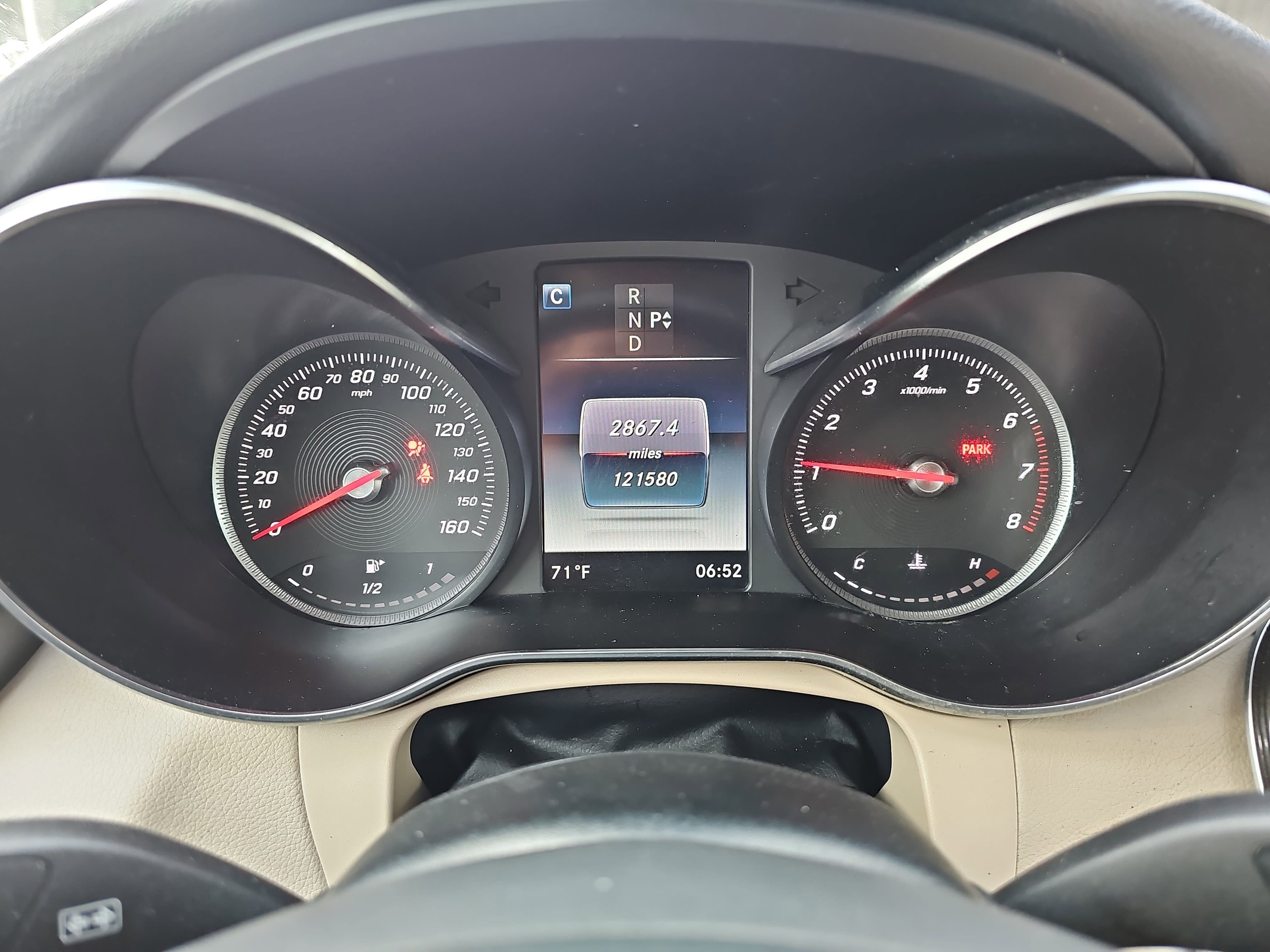 Used 2018 Mercedes-Benz GLC 300 image 21