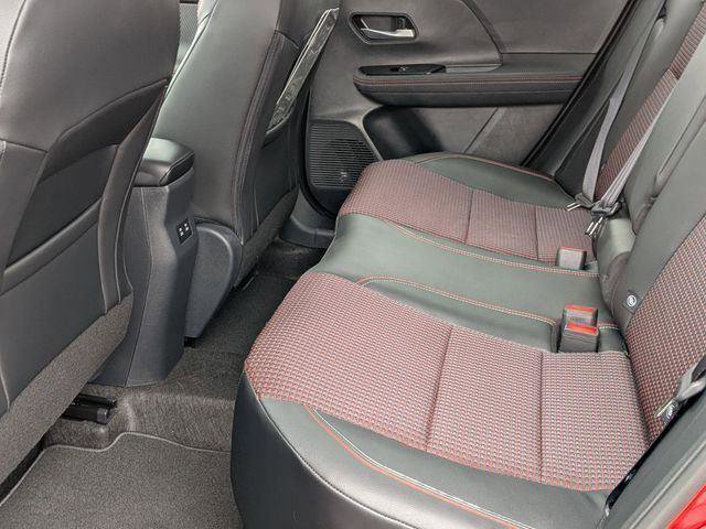 Used 2025 Nissan Kicks SR AWD/4WD image 22
