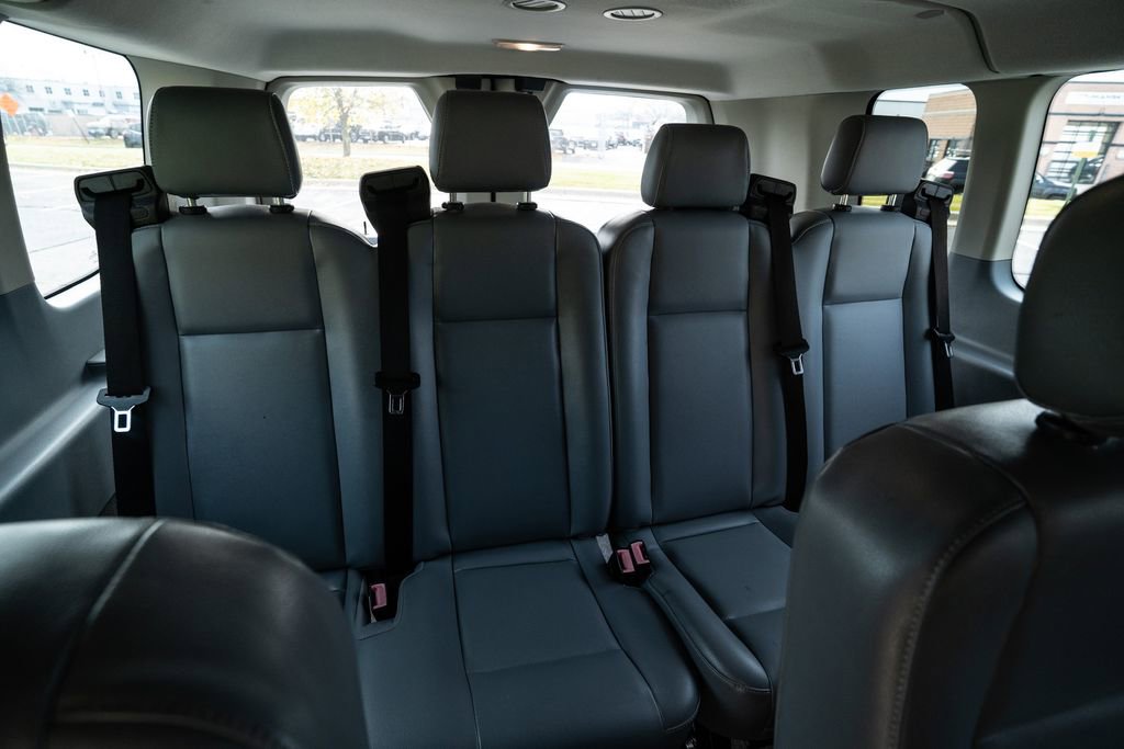 Used 2017 Ford Transit 350 XL image 28