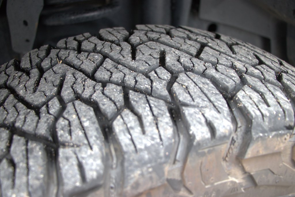 Used 2025 RAM 2500 Laramie w/ Safety Group AWD/4WD image 26