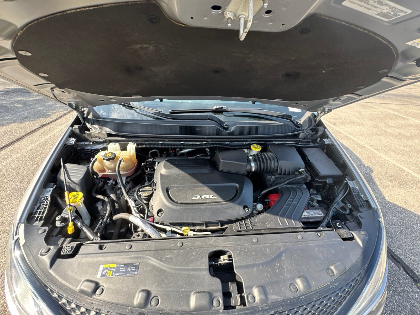 Used 2018 Chrysler Pacifica Touring-L Plus FWD image 31