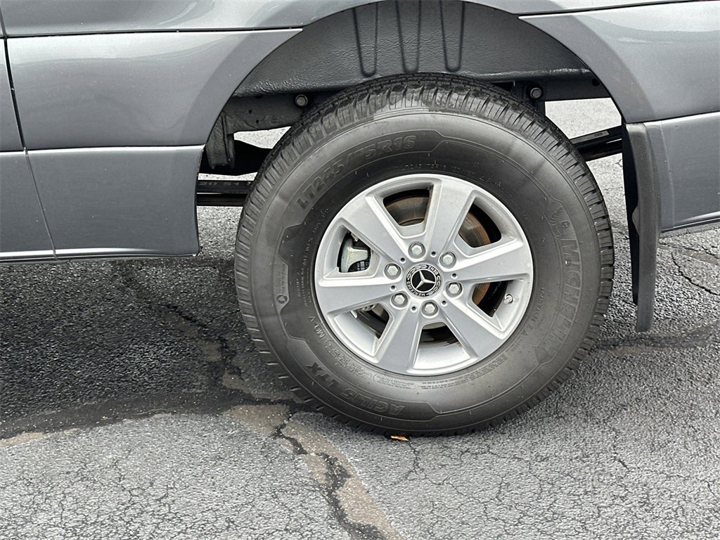 Used 2023 Mercedes-Benz Sprinter 2500 image 23