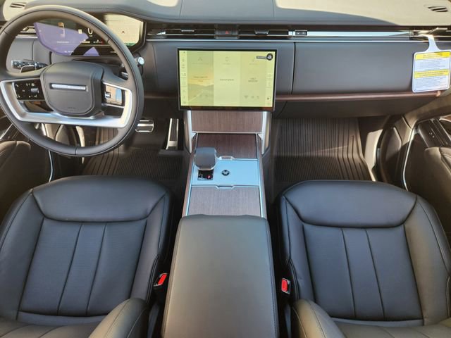 New 2026 Land Rover Range Rover Long Wheelbase SE image 19