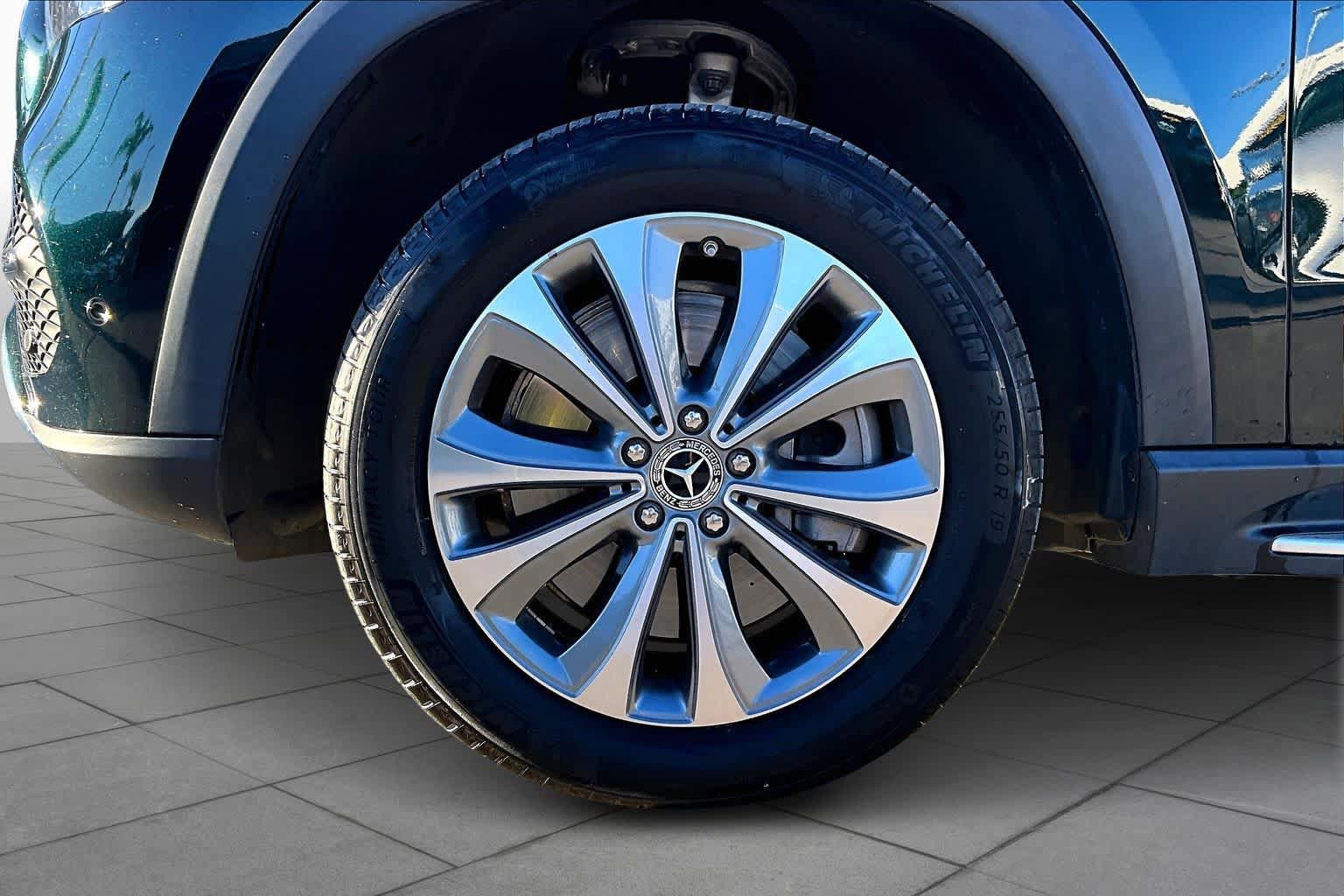 Used 2020 Mercedes-Benz GLE 450 4MATIC image 29