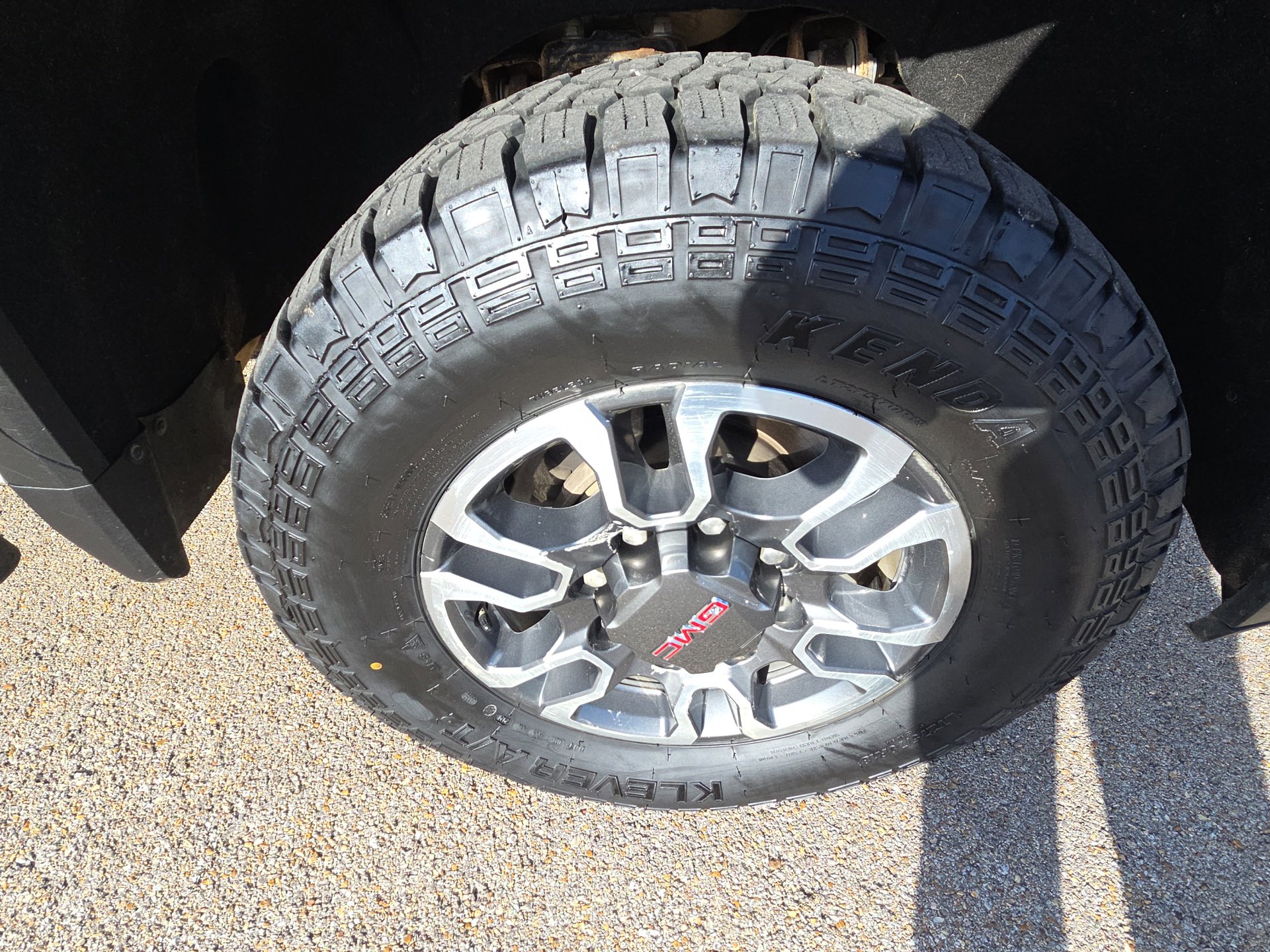 Used 2021 GMC Sierra 2500 SLT w/ SLT Premium Package image 12