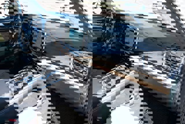 New 2026 Volkswagen Atlas Cross Sport SE image 39