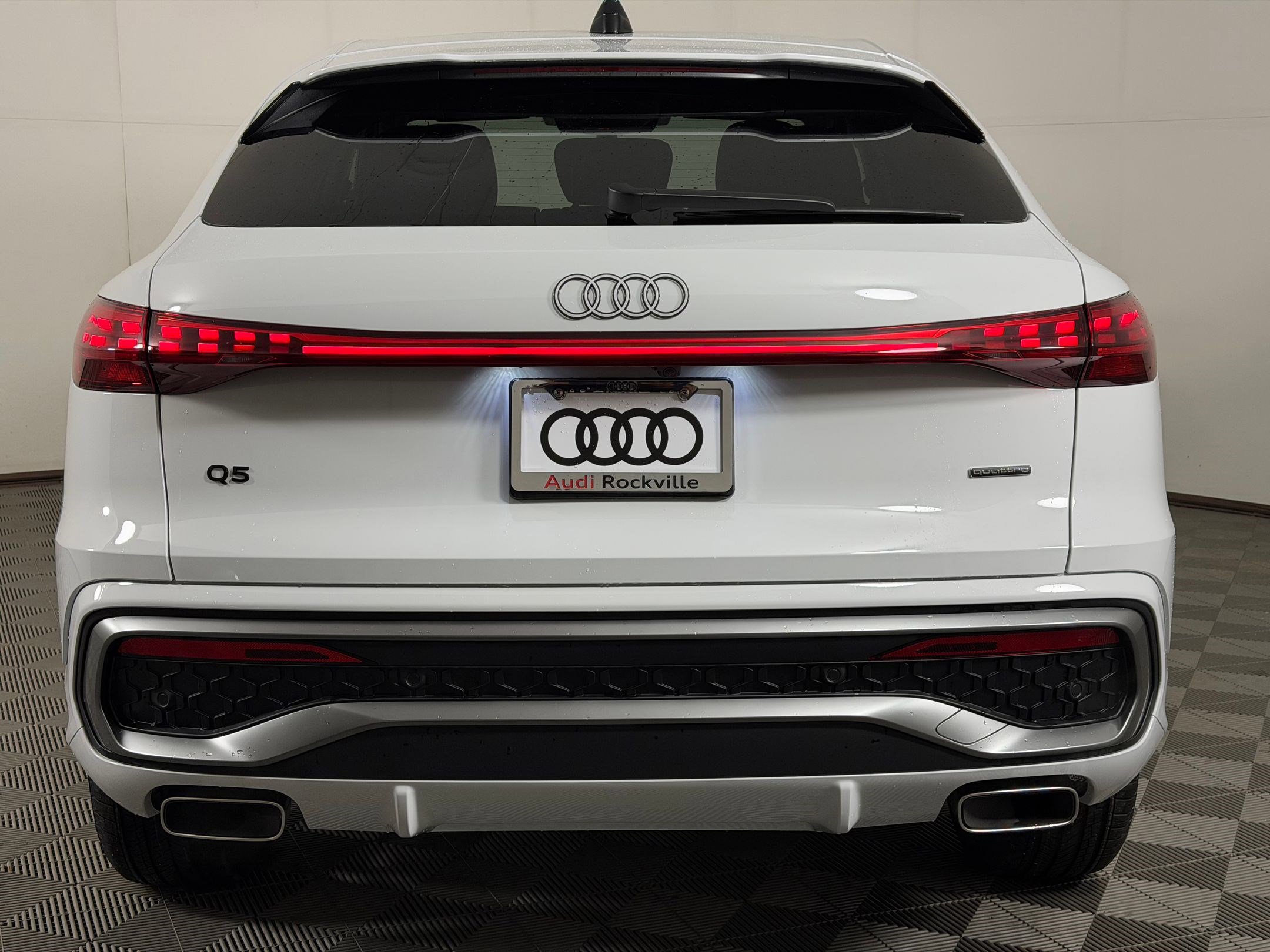 New 2026 Audi Q5 Premium AWD/4WD image 10
