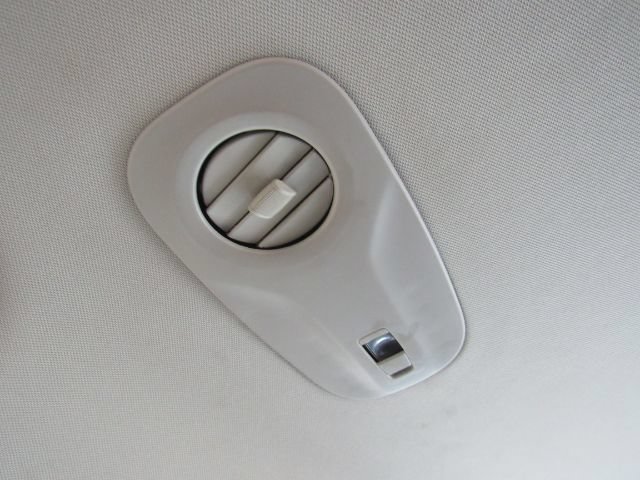 Used 2024 Chrysler Pacifica Touring-L FWD image 36