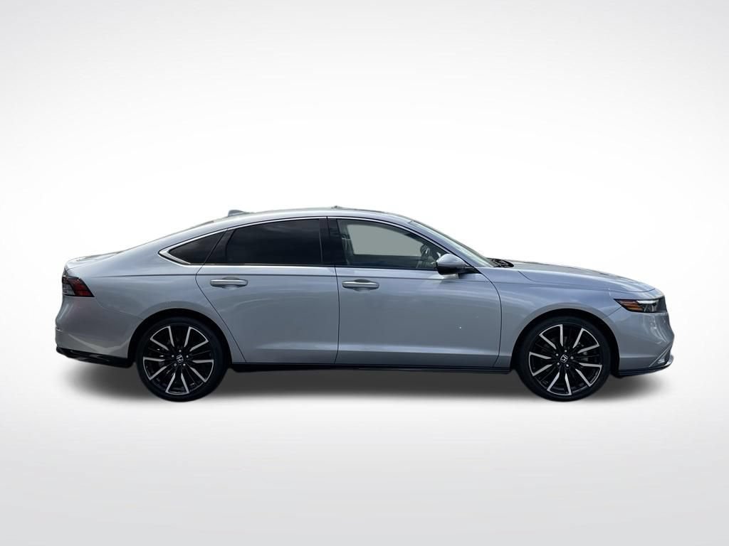 Certified 2023 Honda Accord Touring image 7