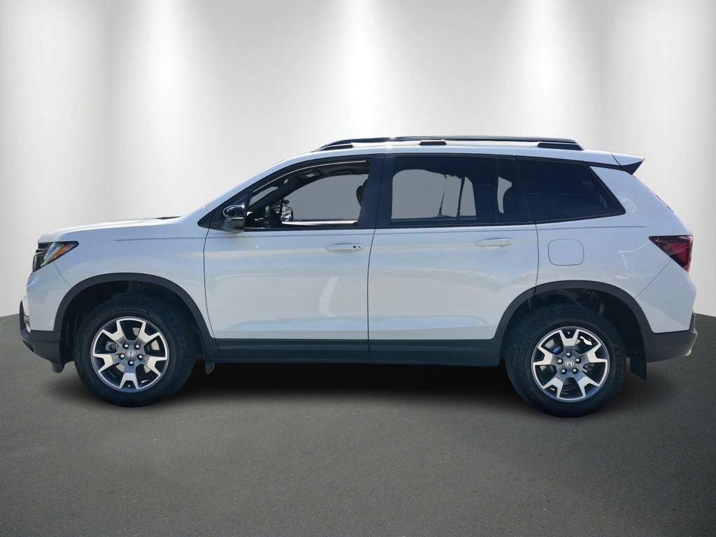 Certified 2023 Honda Passport TrailSport image 4