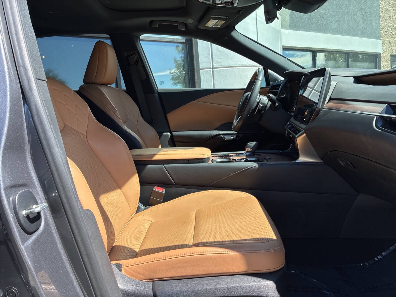 Used 2023 Lexus RX 350 Premium w/ Cold Area Package AWD/4WD image 13