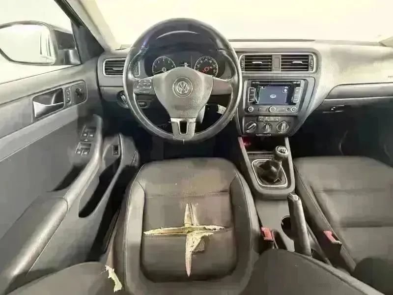 Used 2012 Volkswagen Jetta SE FWD image 50