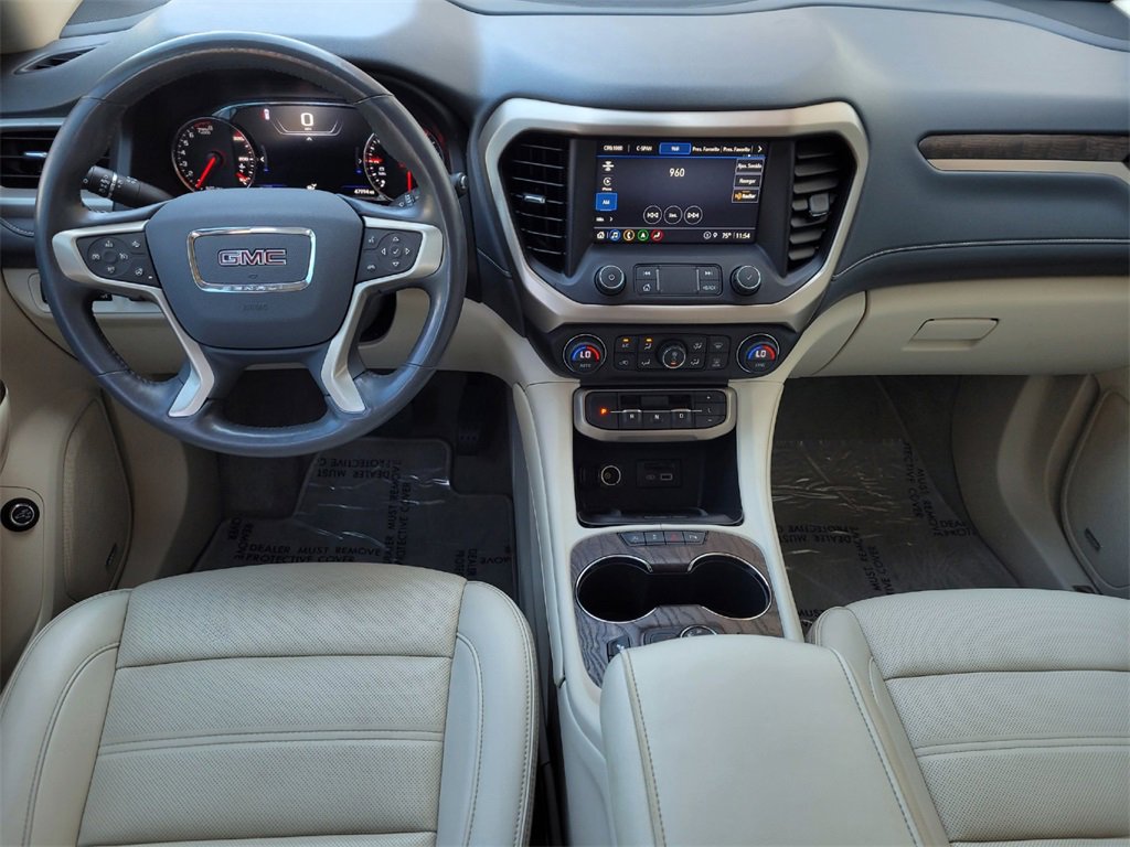 Used 2021 GMC Acadia Denali w/ Denali Technology Package image 17