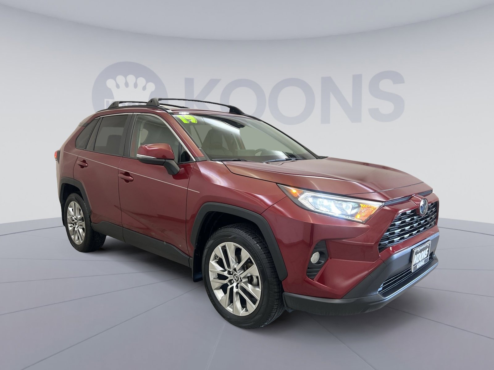 Used 2019 Toyota RAV4 XLE Premium w/ Cold Weather Package AWD/4WD image 2