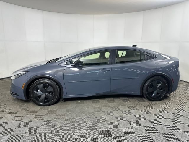 Used 2026 Toyota Prius LE image 6