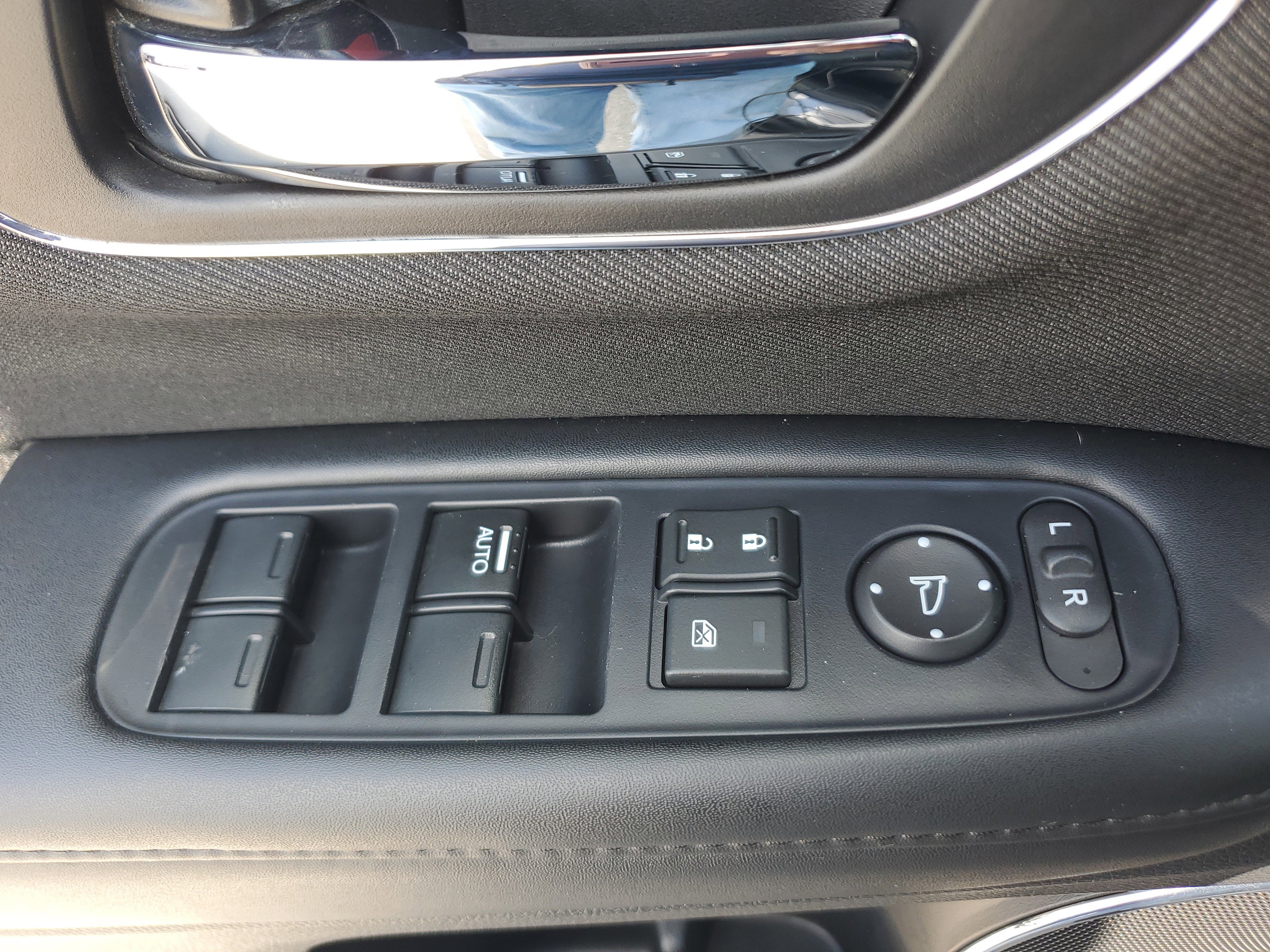 Used 2022 Honda HR-V EX image 27