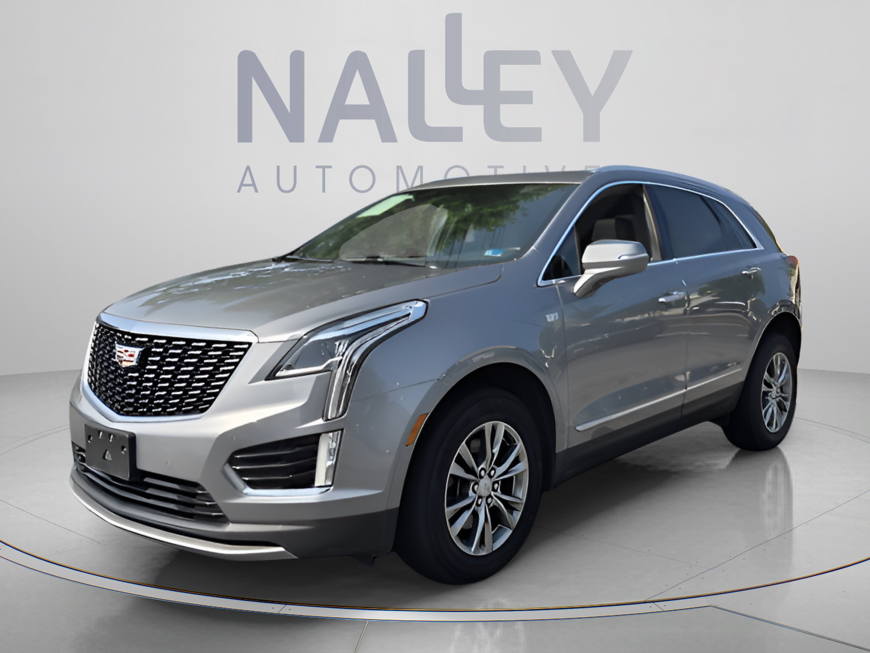 Used 2023 Cadillac XT5 Premium Luxury FWD image 1