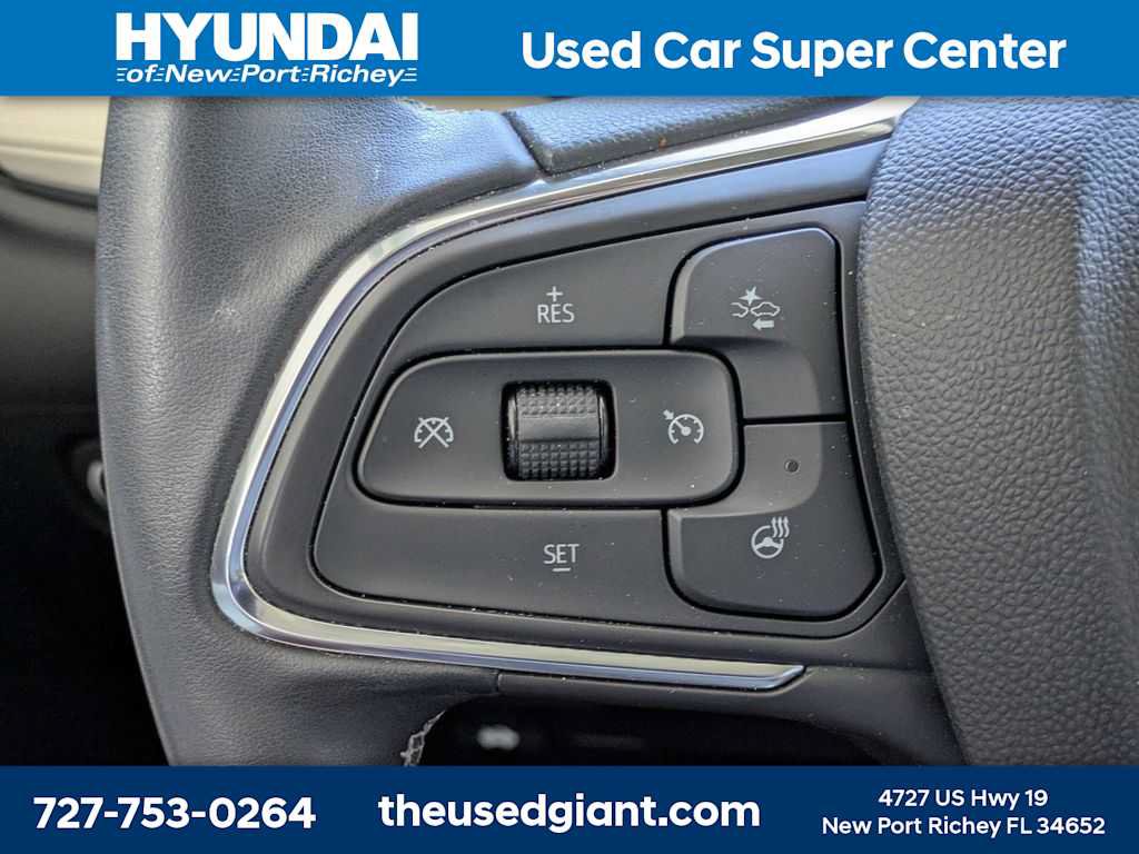 Used 2024 Buick Encore GX Avenir w/ Avenir Convenience Package AWD/4WD image 35