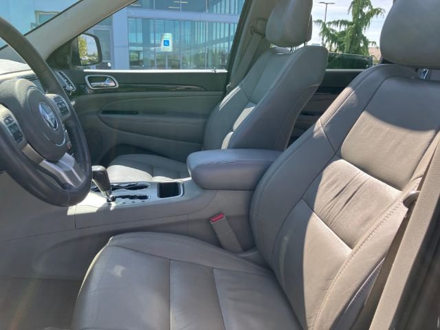 Used 2012 Jeep Grand Cherokee Laredo AWD/4WD image 22